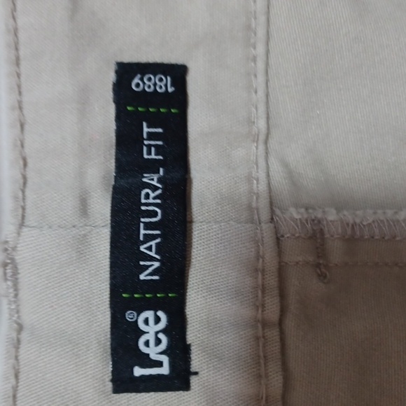 LEE WOMENS NATURAL FIT SIZE 14 IN A BEAUTIFUL CREAM COLOR - Picture 5 of 6